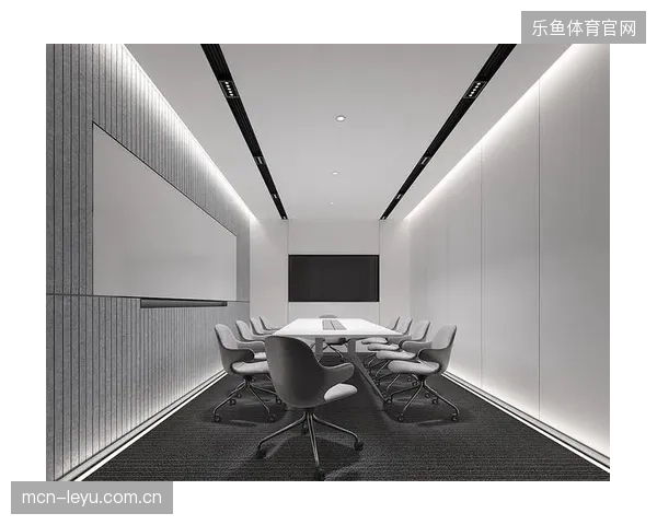 实体隔离墙体建设是否过度挤占了周边商业广场的运营空间？